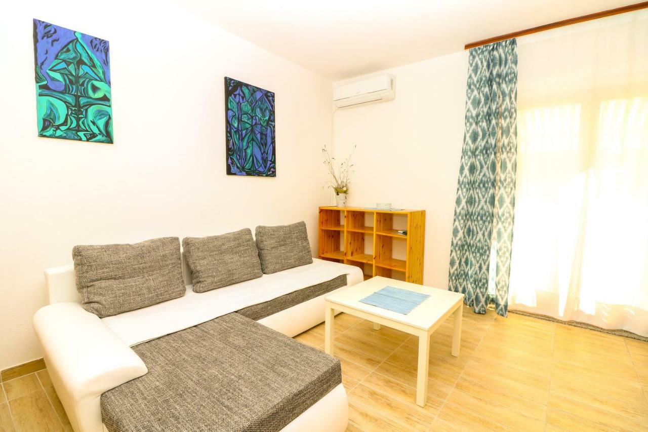 Apartments Reljic With Terrace Baška Exterior foto
